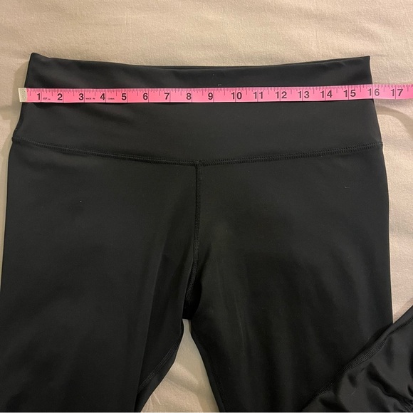 DRI FIT NIKE CAPRI XL BLACK - Picture 5 of 7